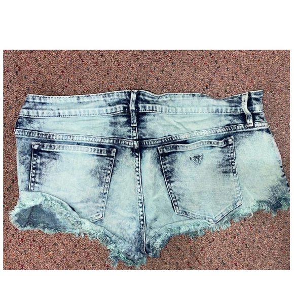 Guess blue tie-dye short jean shorts size 30 - Picture 3 of 4